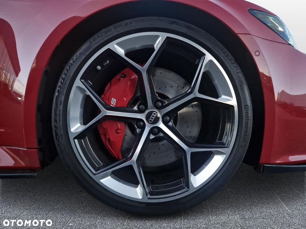 Audi RS6 Avant - 27