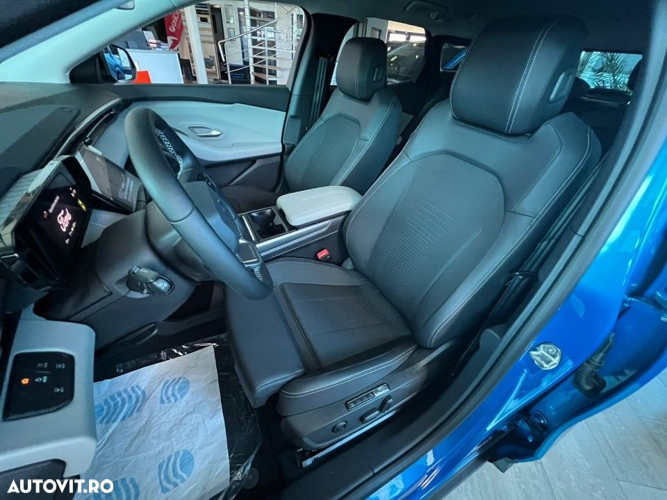 Ford Explorer RWD 52 kWh Standard Range Style - 18
