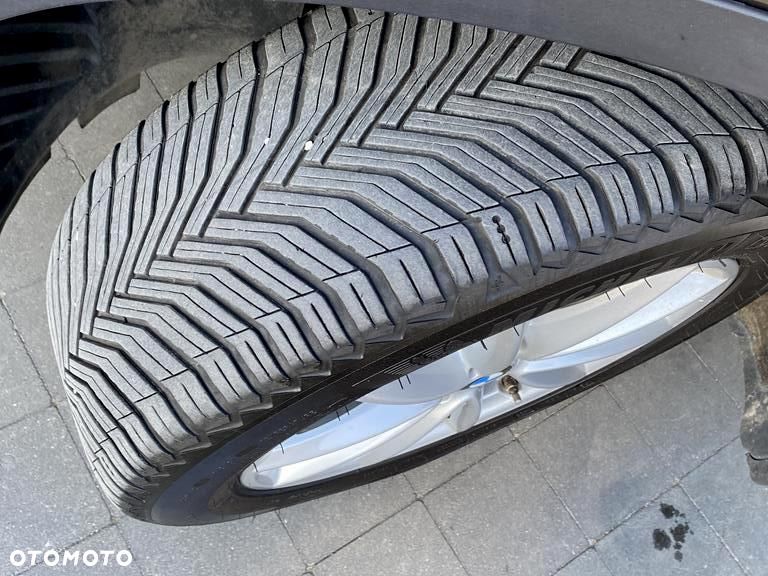 BMW X1 sDrive20i Advantage - 37