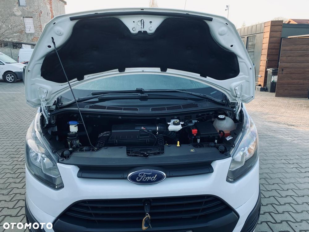 Ford TRANSIT CUSTOM - 26