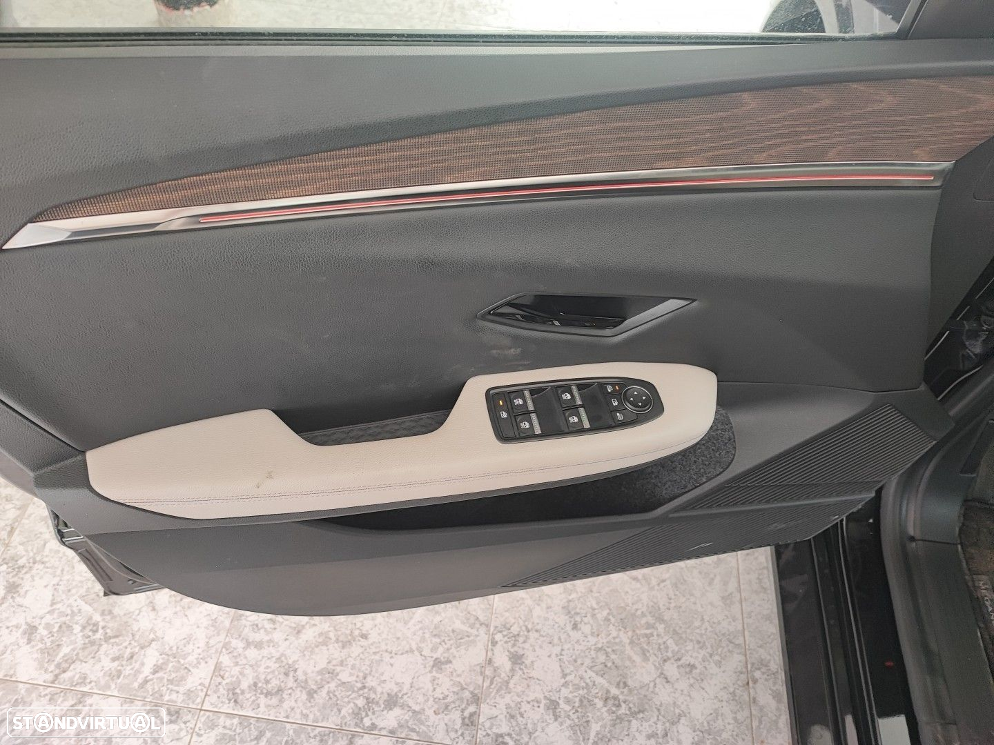Renault Mégane E-Tech EV60 Iconic - 7