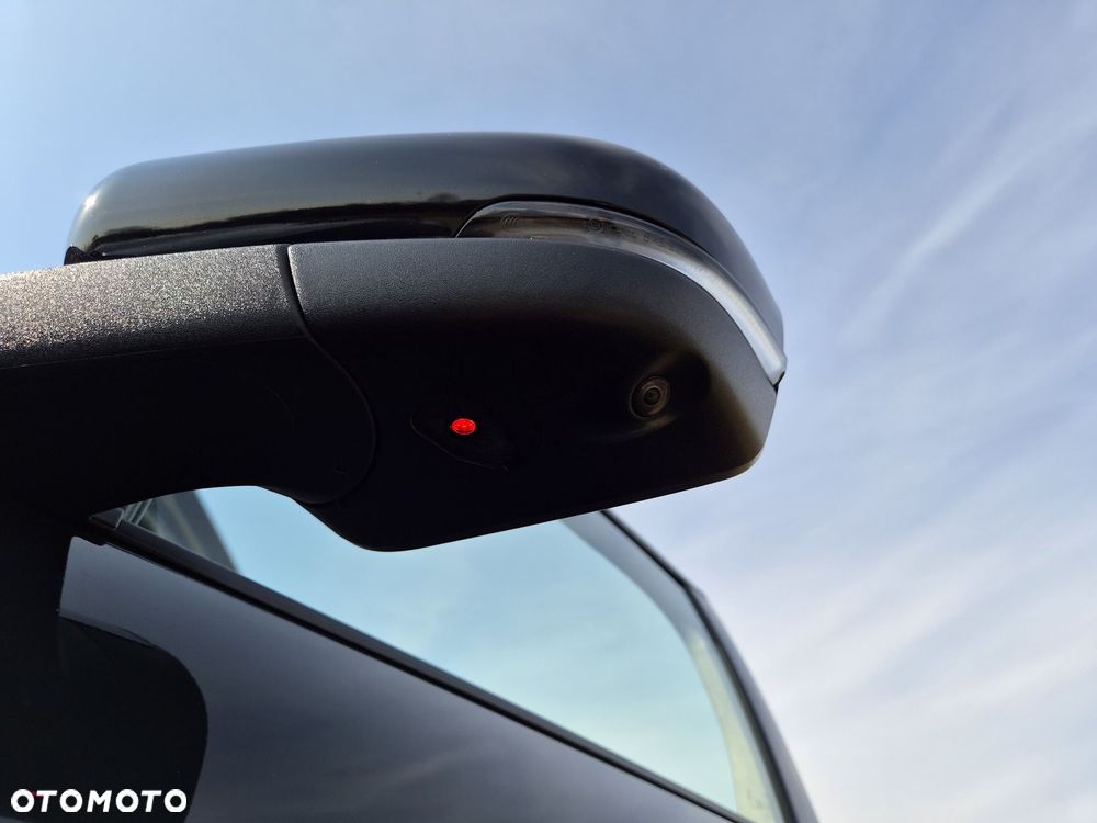 Ford Explorer 2023 photo 5