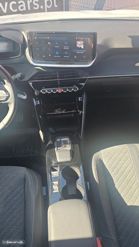 Peugeot 2008 Hybrid 145 e-DSC Allure - 22