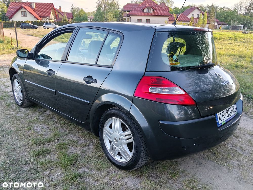 Renault Megane 1.6 Exception - 4