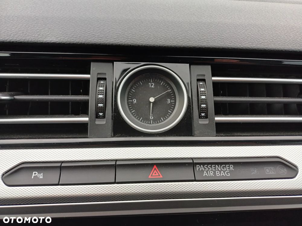 Volkswagen Passat - 21
