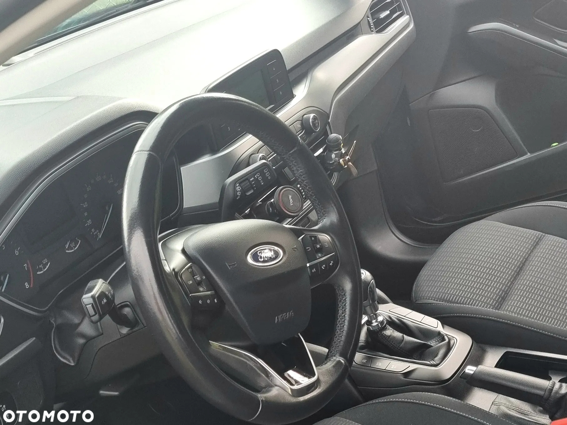 Ford Focus 1.0 EcoBoost Trend ASS - 24