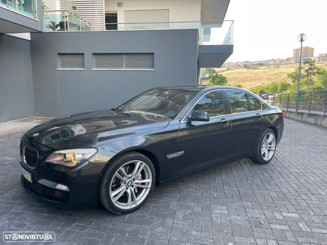 BMW 740 d Pack M - 2
