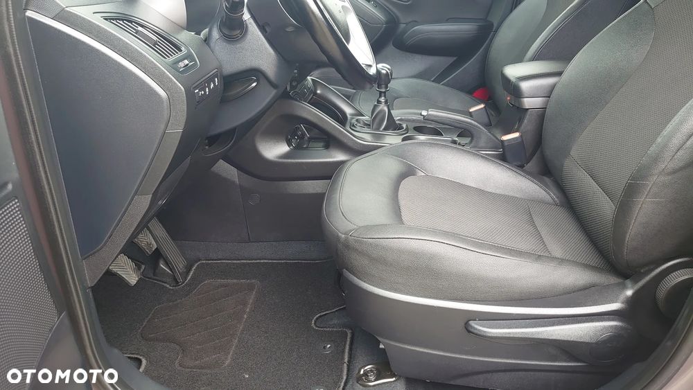 Hyundai ix35 1.6 2WD blue Comfort - 24