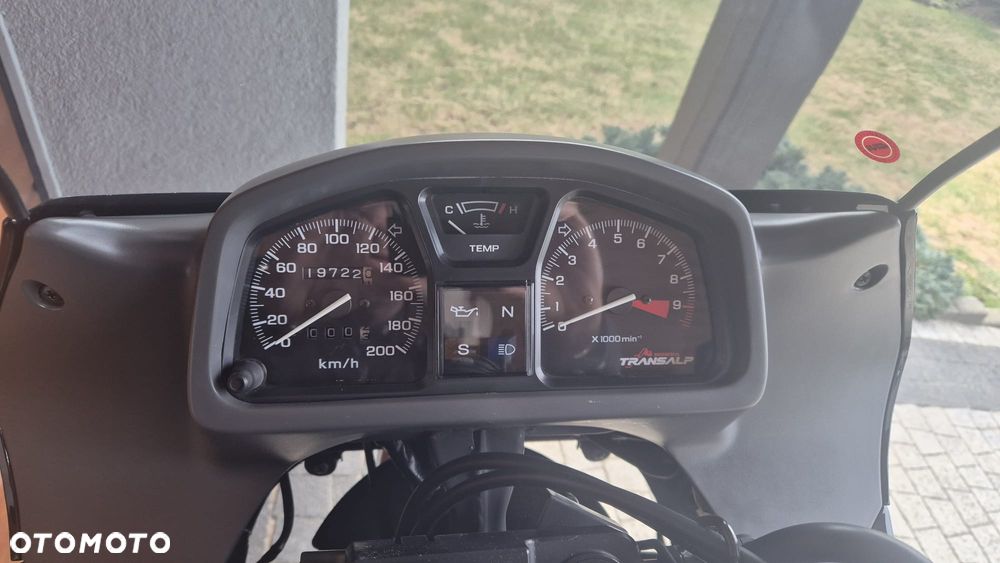 Honda Transalp - 16