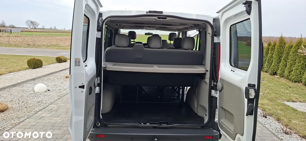 Opel Vivaro - 16