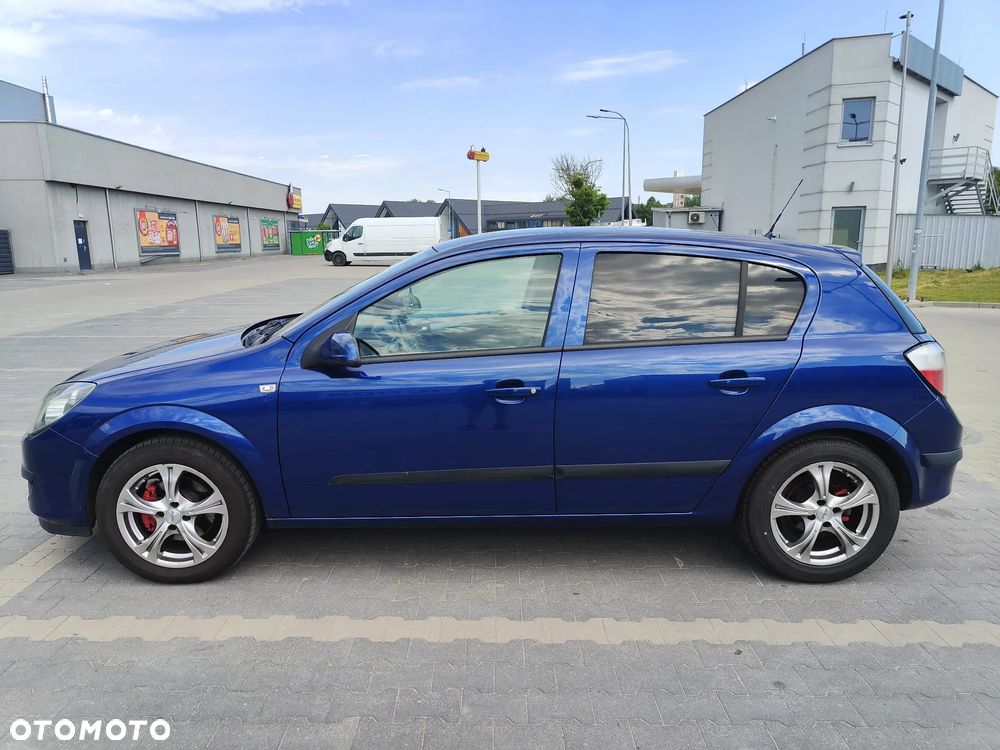Opel Astra - 2