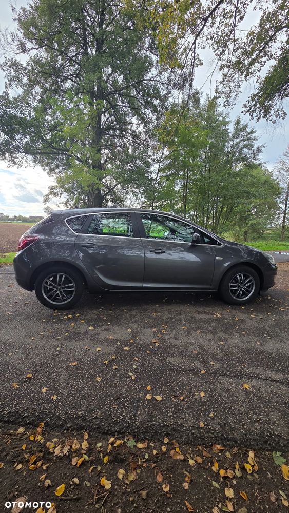 Opel Astra - 8