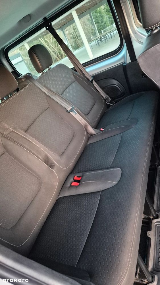 Opel Vivaro L2H1 2,9t Edition - 21