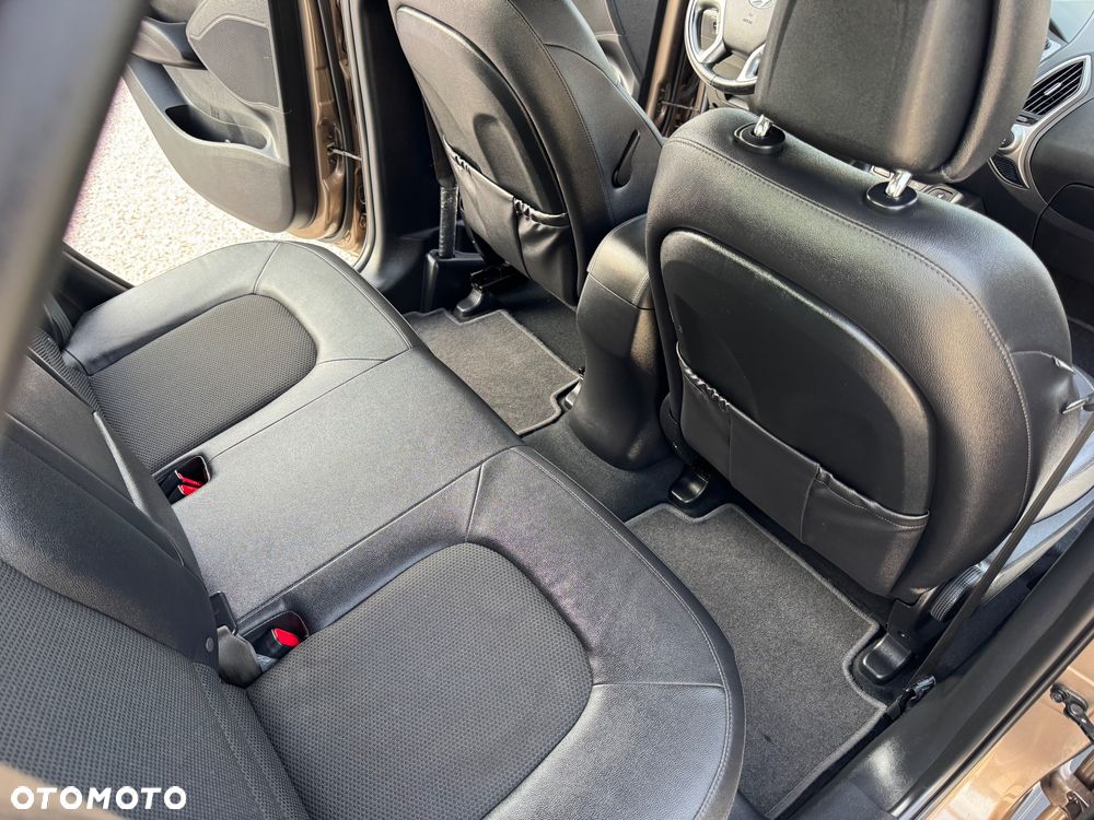Hyundai ix35 2.0 4WD Trend - 34