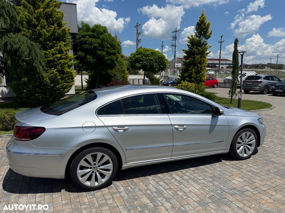 Volkswagen Passat CC 2.0 Blue TDI - 10