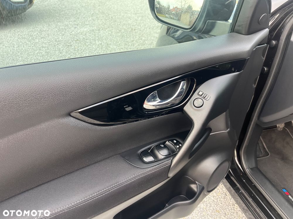 Nissan Qashqai 1.2 DIG-T N-Connecta - 31
