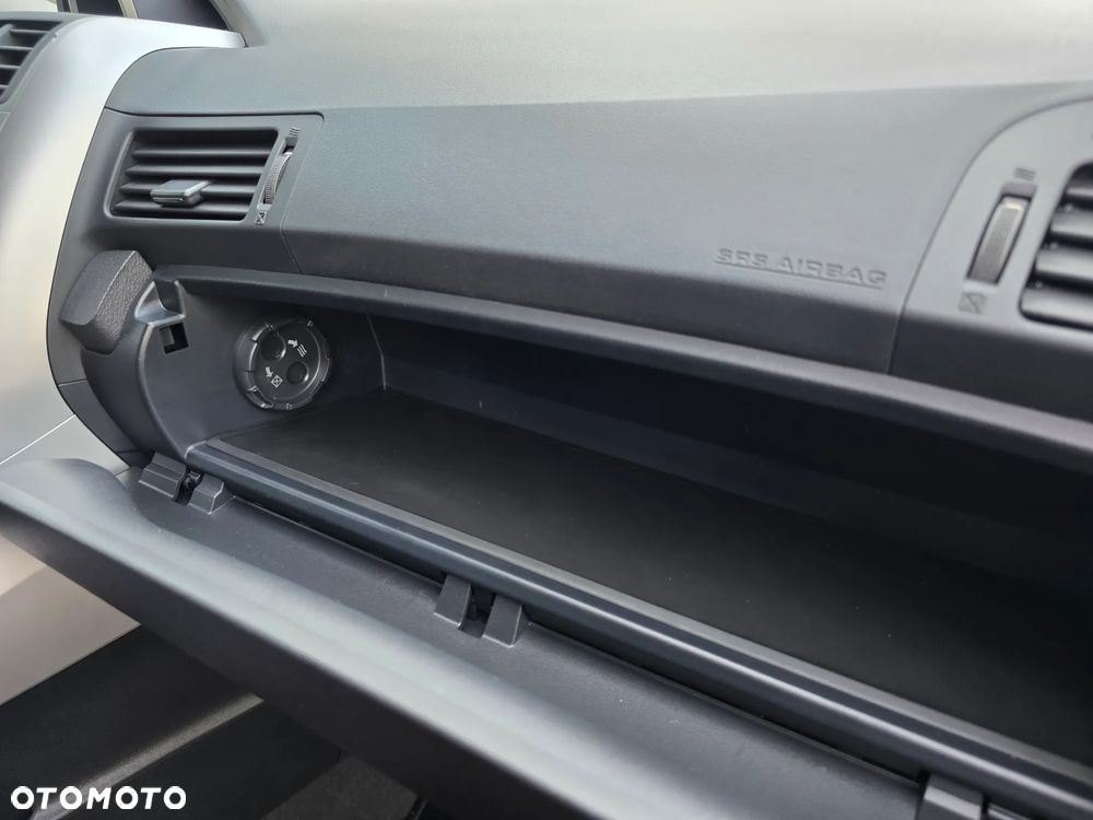 Toyota Verso 1.8 5-Sitzer Executive - 28