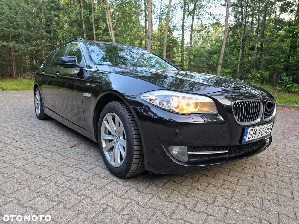 BMW Seria 5 520d - 34
