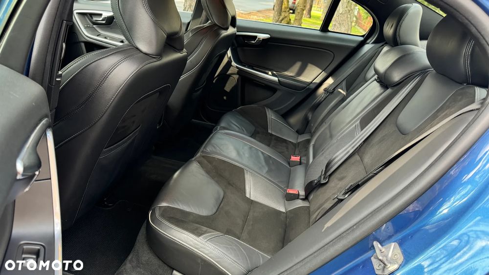 Volvo S60 CC D4 Drive-E Momentum - 10