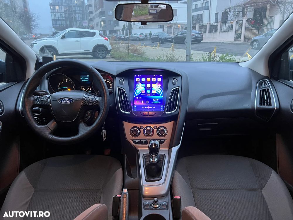 Ford Focus 1.6 TDCI DPF Titanium - 27