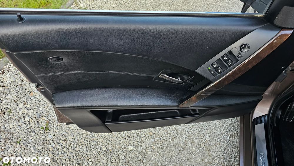 BMW Seria 5 - 17