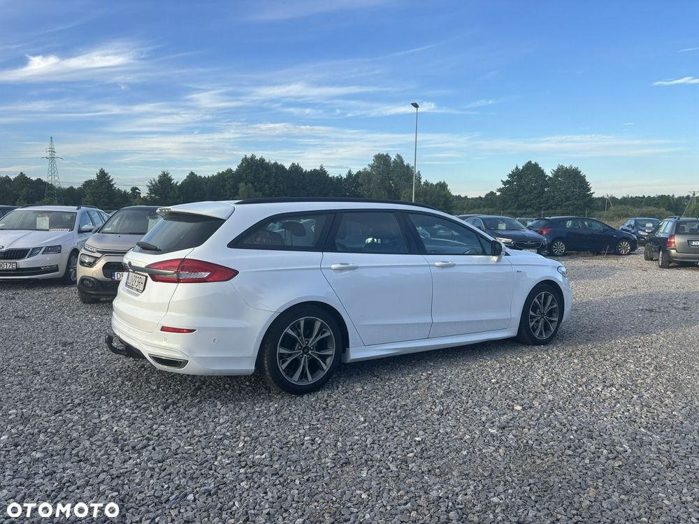 Ford Mondeo - 13