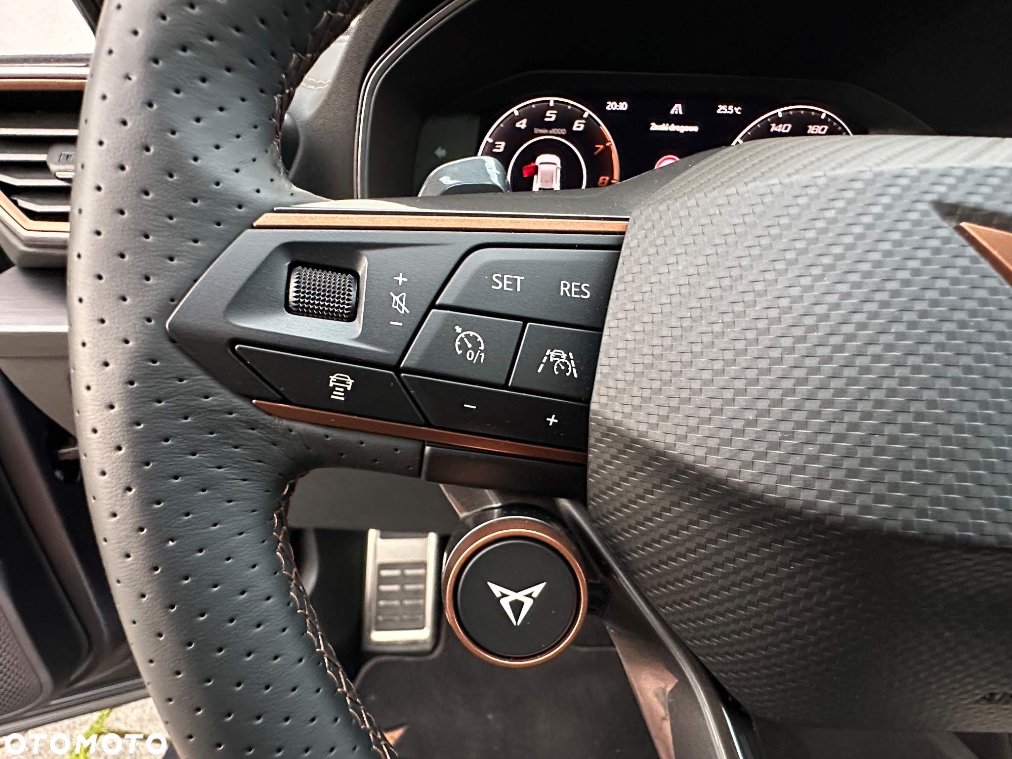 Cupra Formentor 2.0 TSI 4Drive VZ Tribe Edition DSG - 28