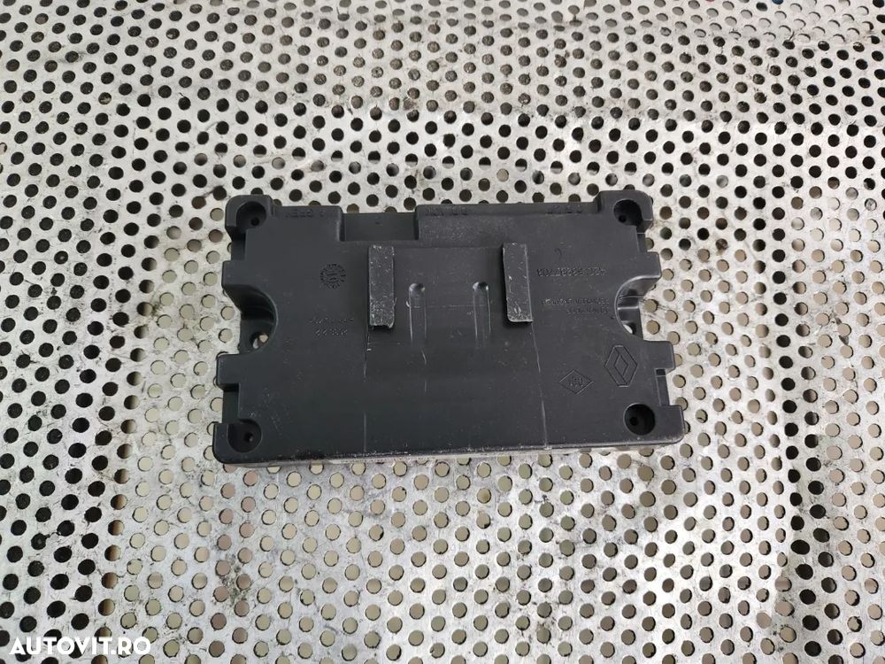 Unitate GPS Modul Electronic Renault Scenic 3 Megane 3 Laguna 3 Etc. Cod 280246043R Dezmembrez Renault Grand Scenic 1.5 Dci An 2009-2010-2011-2012 Manual 6+1 Trepte 2x4 - 3