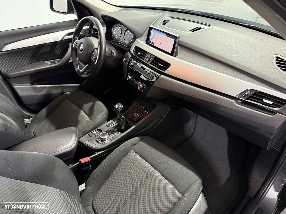 BMW X1 16 d sDrive Line Sport - 17