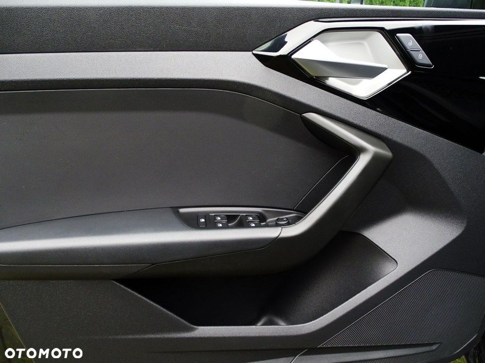 Audi A1 Sportback 1.0 TFSI ultra S tronic sport - 22