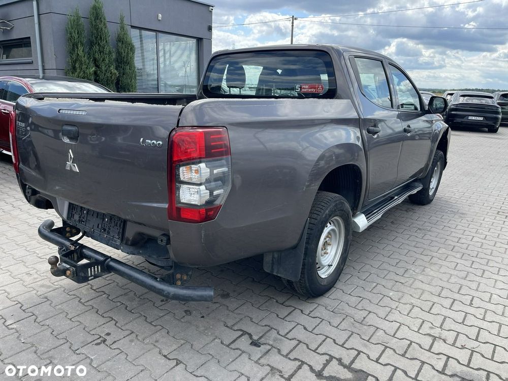 Mitsubishi L200 Pick Up 4x4 S&S Double Cab Select - 5