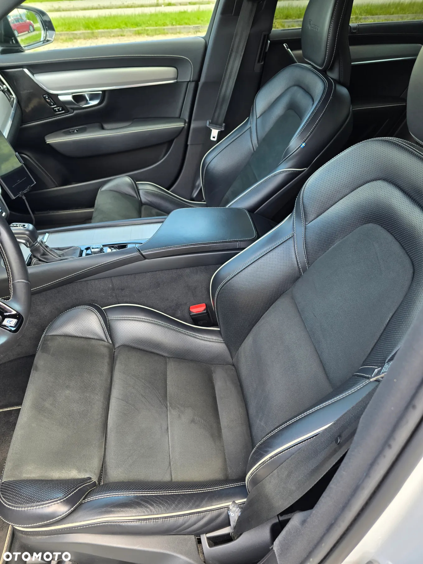 Volvo S90 D5 AWD R-Design - 22