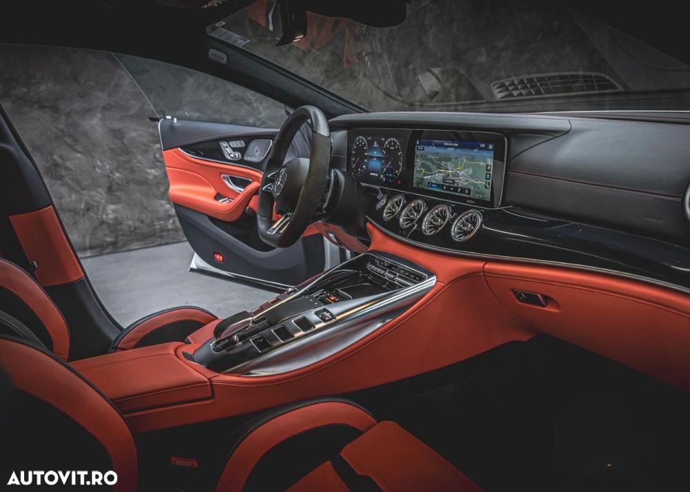 Mercedes-Benz AMG GT 53 4MATIC+ MHEV - 10