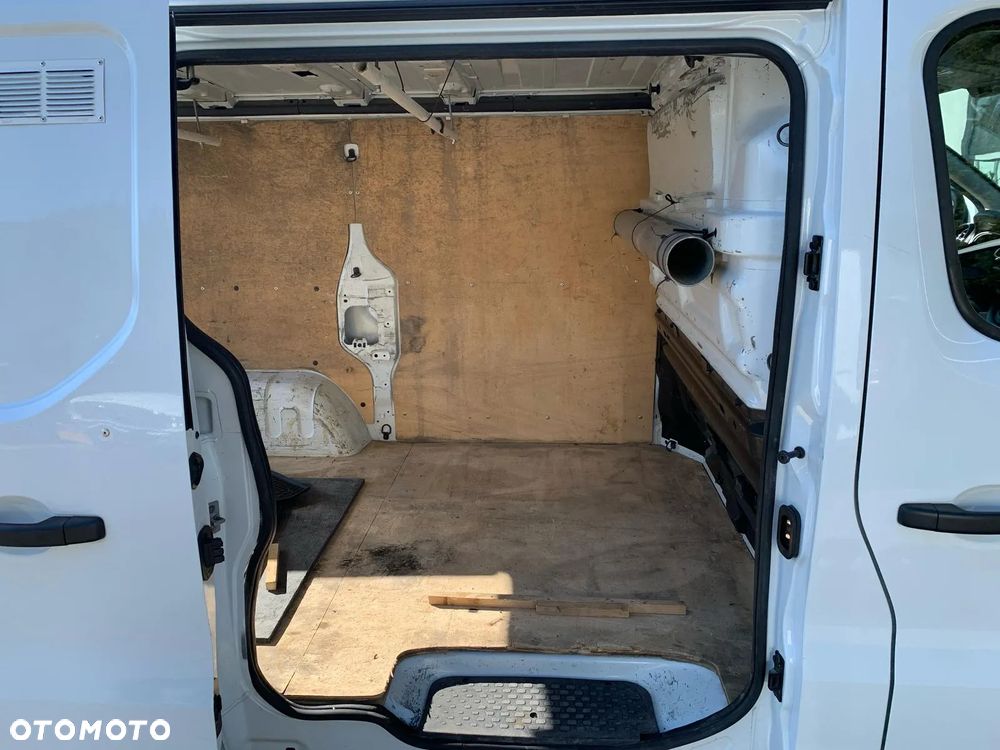 Fiat Talento Trafic Renault - 9