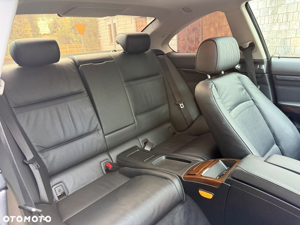 BMW Seria 3 320i - 14