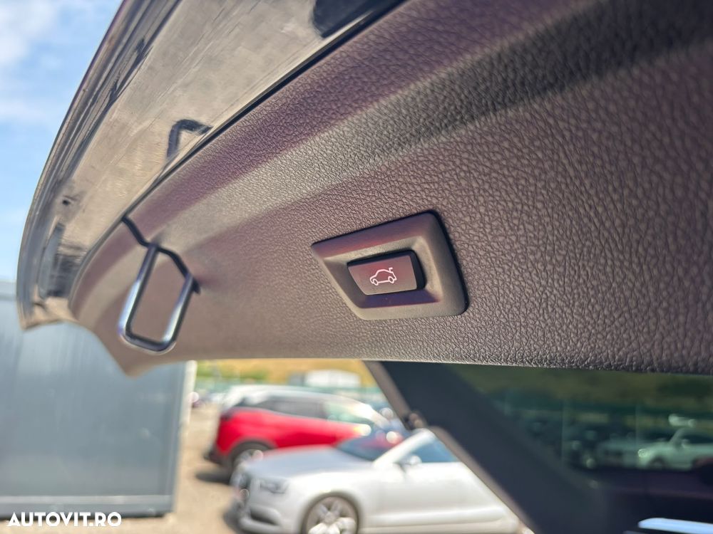 BMW Seria 3 318d Aut. Sport Line - 36