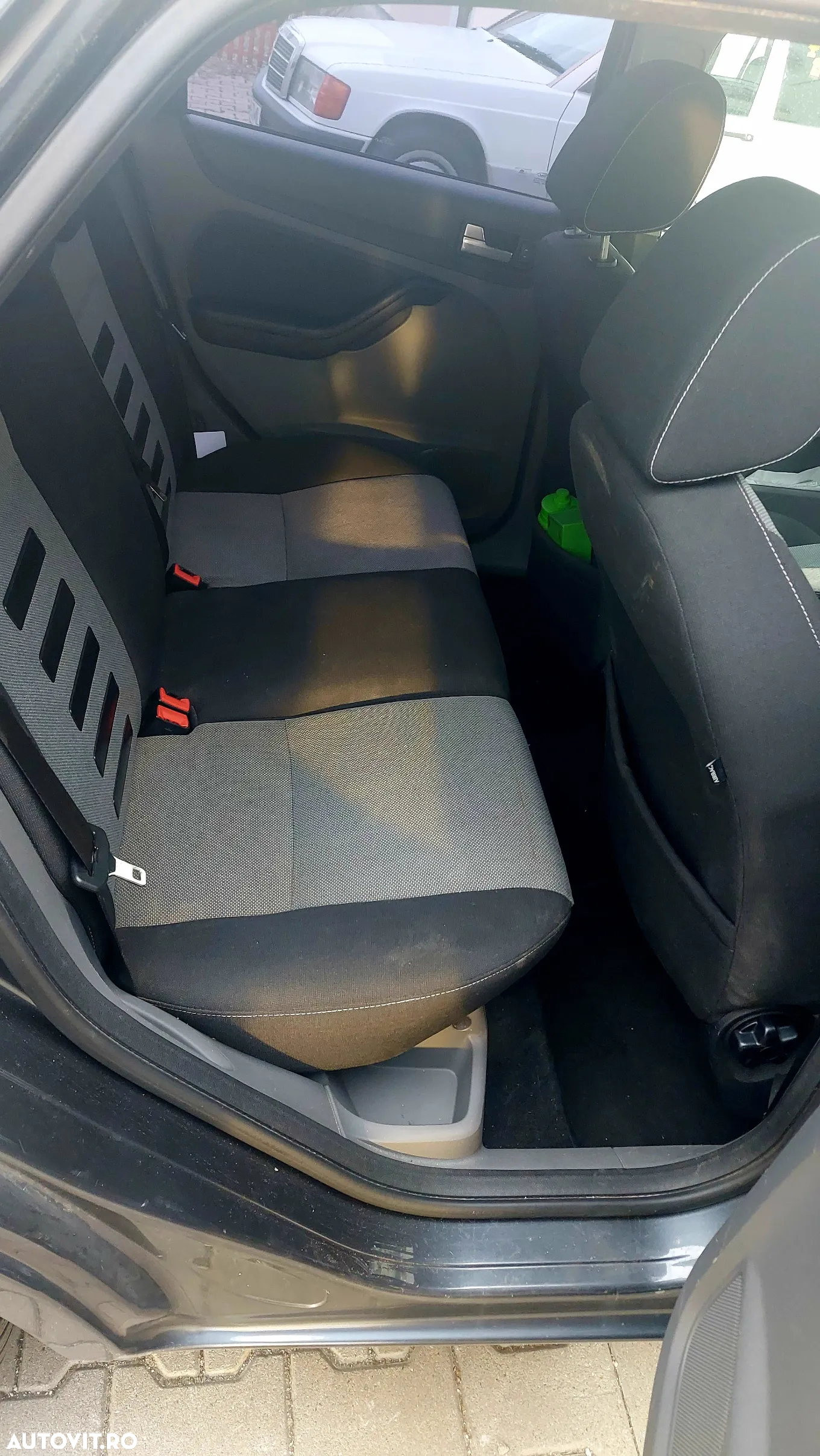 Ford Focus - 5