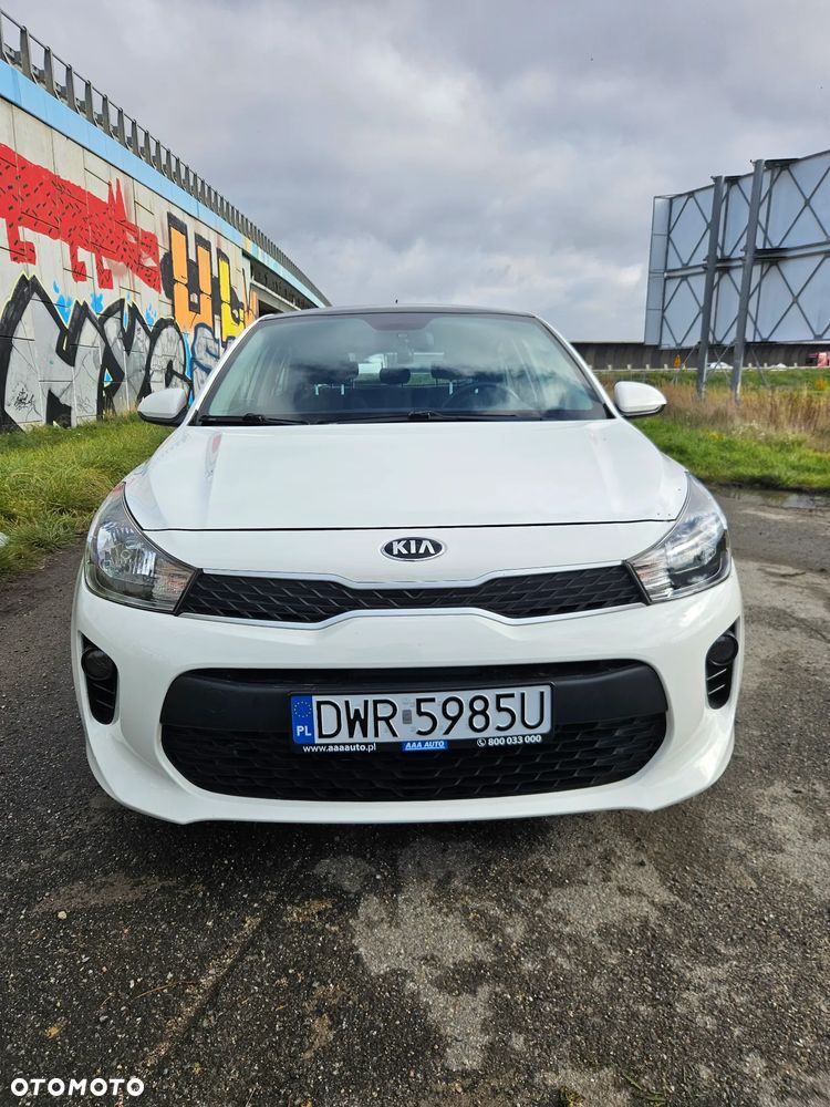 Kia Rio - 3