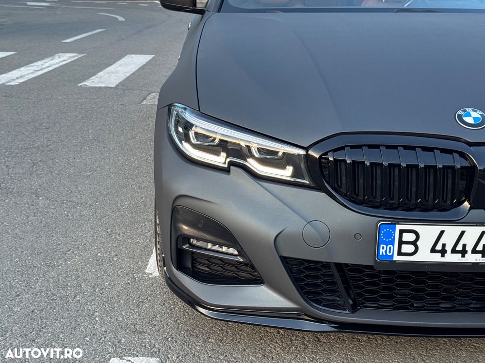 BMW Seria 3 330i AT - 31