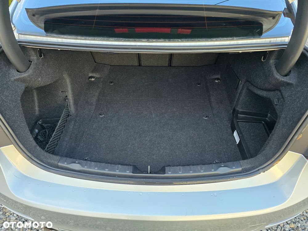 BMW Seria 3 320d - 13