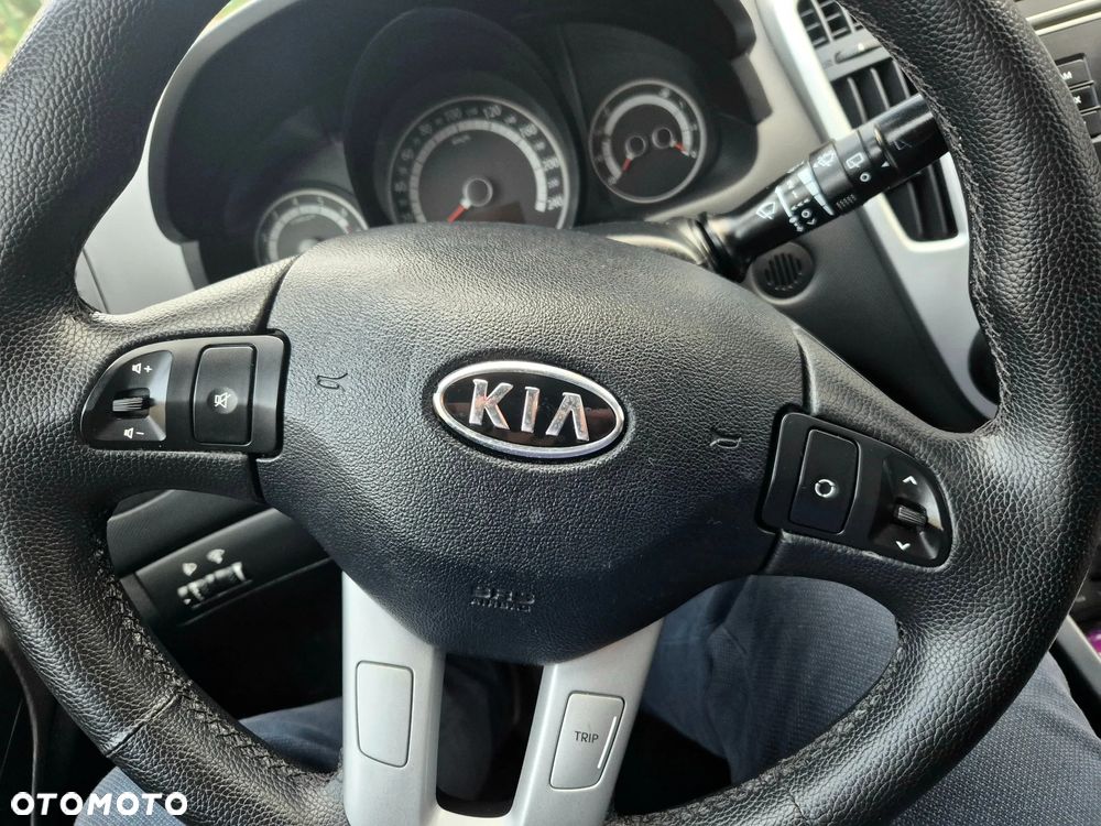 Kia Ceed 1.4 Comfort + - 25