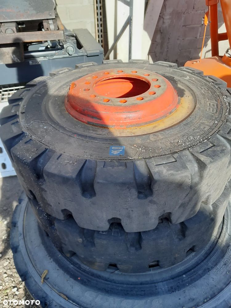 Wózek widłowy Linde H30/H35 393 Koła blizniak - 2