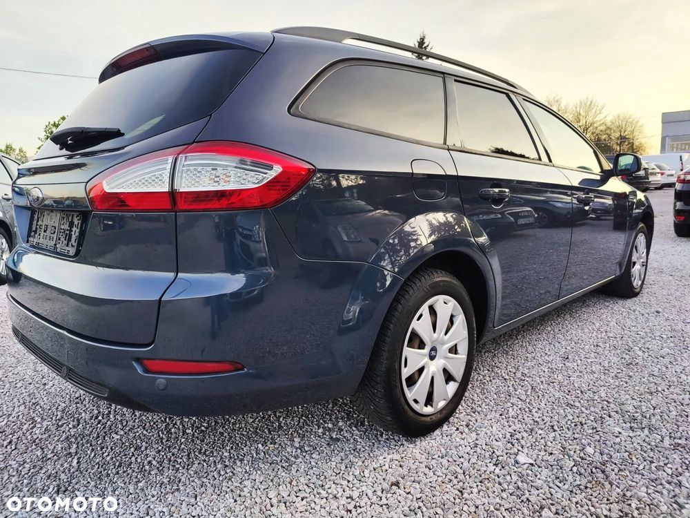 Ford Mondeo - 25