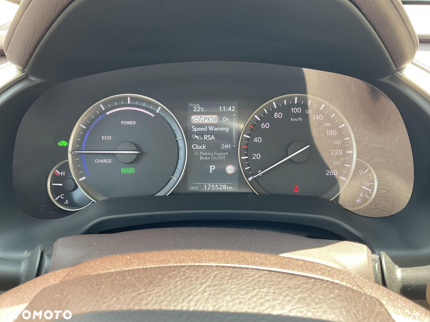 Lexus RX 450h Business Edition - 26