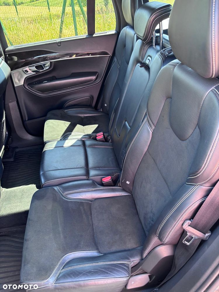 Volvo XC 90 - 23