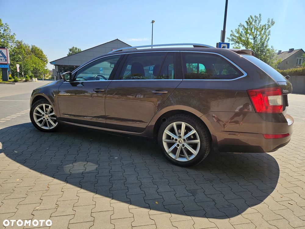 Skoda Octavia 2.0 TDI 4x4 Elegance - 8