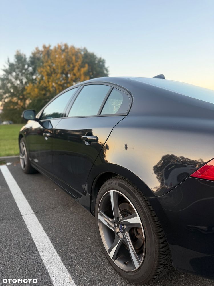 Volvo S60 T4 Momentum - 12