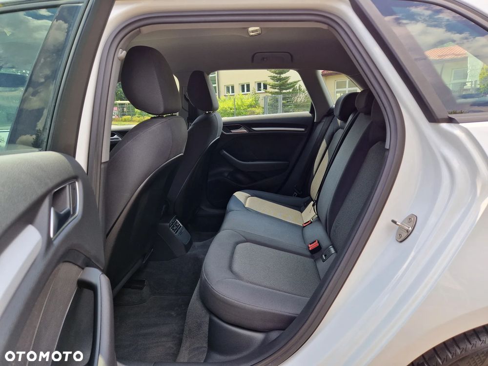 Audi A3 Sportback - 23