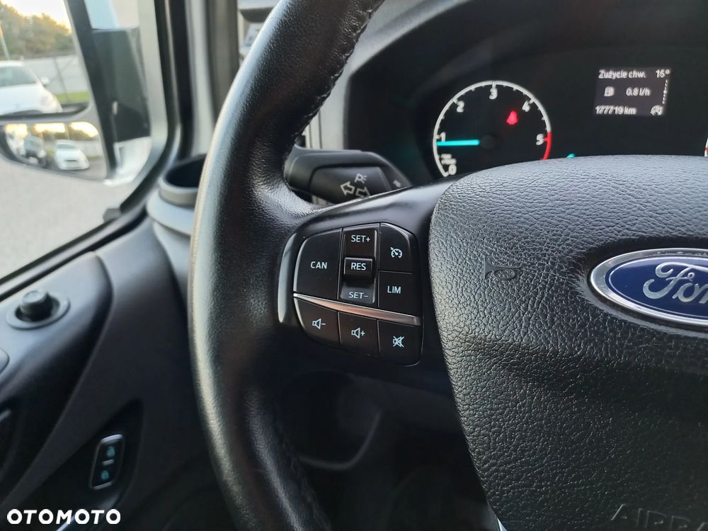 Ford Transit Custom - 17