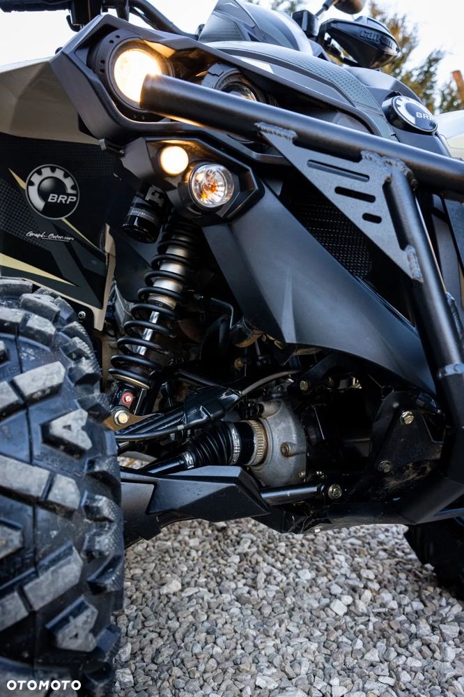 Can-Am Renegade - 4